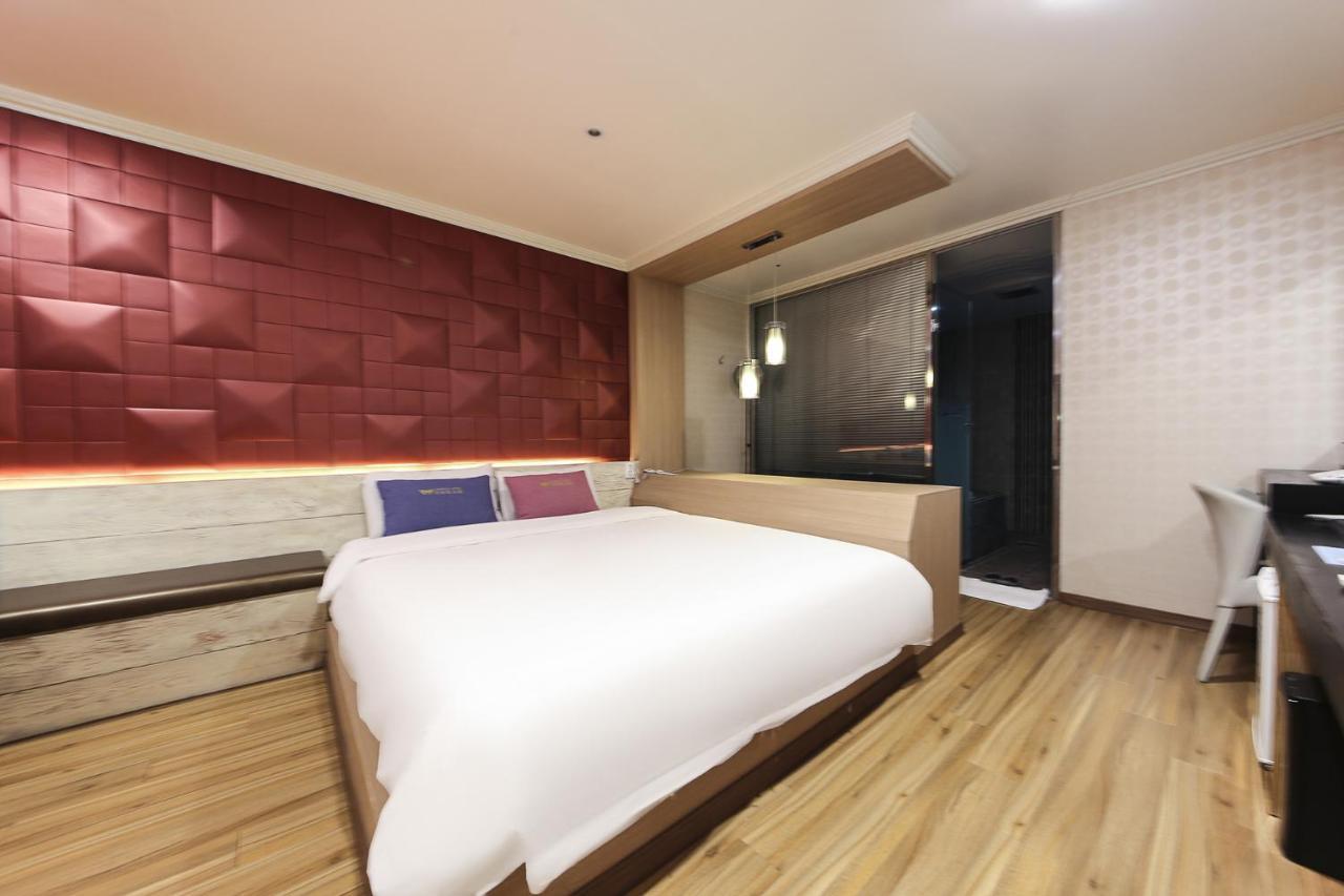 Central Hotel Changwon Exterior foto